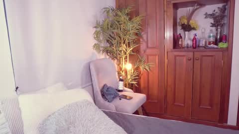 Lucy online show from October 2025 11:05:01 AM