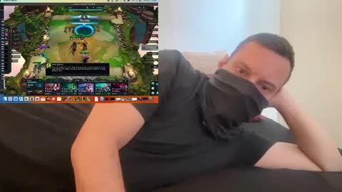 Snapshot of i_o_ro chatting on December 2024 09:48:01 PM i o ro online show from December 2024 09:48:01 PM