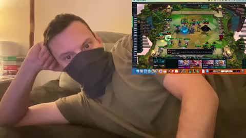 Snapshot of i_o_ro chatting on December 2024 06:55:02 AM i o ro online show from December 2024 06:55:02 AM