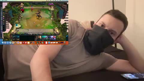 Snapshot of i_o_ro chatting on December 2024 09:57:01 AM i o ro online show from December 2024 09:57:01 AM