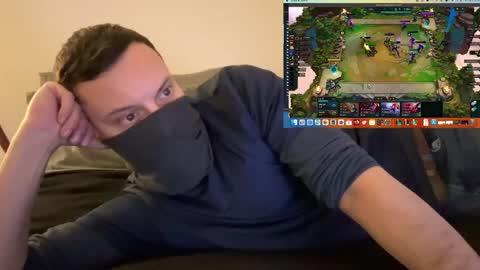 Snapshot of i_o_ro chatting on December 2024 01:18:01 AM i o ro online show from December 2024 01:18:01 AM