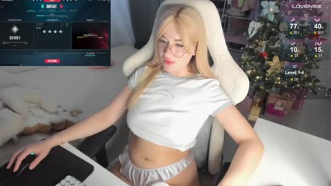 Snapshot of i_want_you_eva chatting on December 2024 12:47:01 PM HiI am EvaPVT is open online show from December 2024 12:47:01 PM