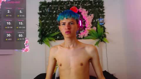 iam_lukas__ online show from October 2025 01:03:02 AM