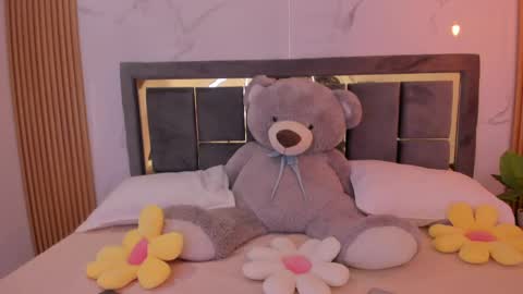 Milly online show from May 2026 03:22:01 AM
