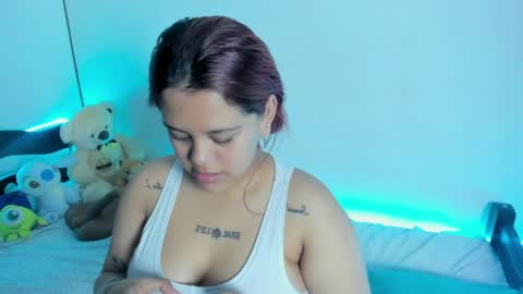 Snapshot of iam_naho chatting on April 2026 10:04:02 PM NAHO online show from April 2026 10:04:02 PM