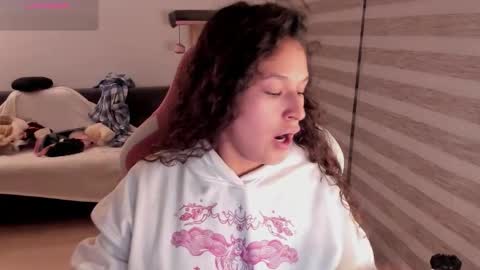 On instagram Imm  NikkiHelp me reach 100 likes online show from October 2025 02:44:01 AM