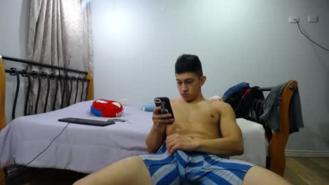 iam_yourbabyprincess_xd online show from February 2025 05:45:02 AM