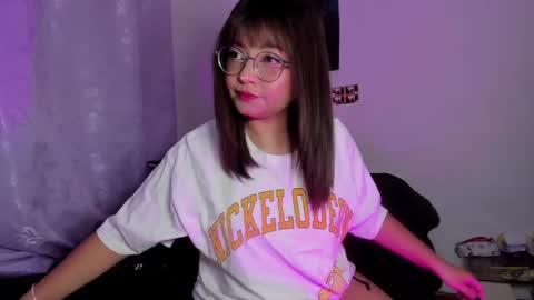 Zoe 3 online show from January 2025 12:01:01 AM