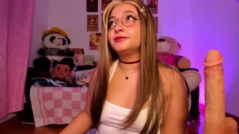 Zoe 3 online show from February 2026 10:48:01 AM