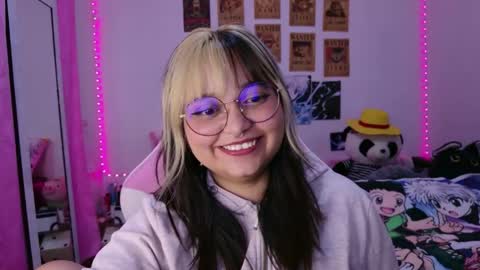 Snapshot of iam_zoechan chatting on April 2026 07:11:01 AM Zoe 3 online show from April 2026 07:11:01 AM