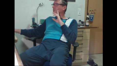 Snapshot of iamachim chatting on October 2025 08:06:02 PM iamachim online show from October 2025 08:06:02 PM