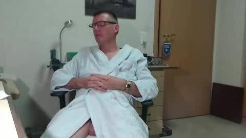 Snapshot of iamachim chatting on October 2025 04:18:02 PM iamachim online show from October 2025 04:18:02 PM