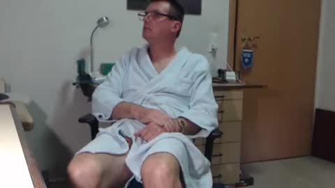 Snapshot of iamachim chatting on November 2025 06:29:01 PM iamachim online show from November 2025 06:29:01 PM