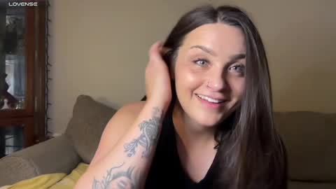 Crystal online show from February 2025 01:33:01 AM