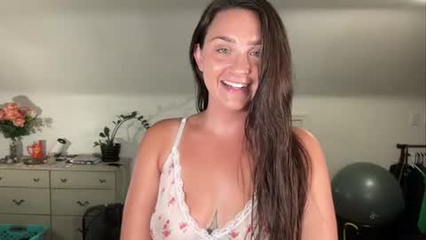 Snapshot of iamcrystalann chatting on July 2026 03:11:02 AM Crystal online show from July 2026 03:11:02 AM