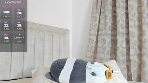 Juliiiiian online show from January 2025 01:58:01 PM