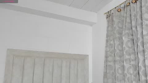 Juliiiiian online show from February 2025 11:12:01 AM