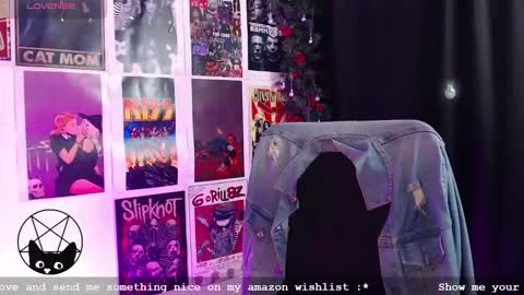 Mari online show from January 2025 01:47:02 AM