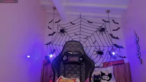 Nayuta online show from October 2025 07:53:02 PM