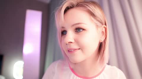 Nina  online show from February 2025 08:51:02 PM