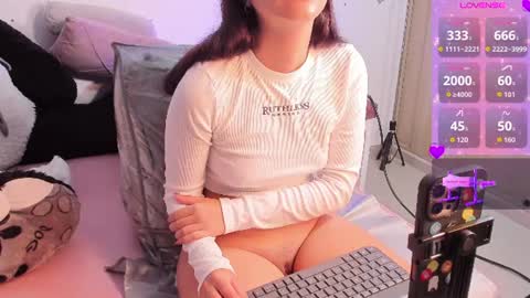 Snapshot of iamstephanie13 chatting on June 2026 02:56:02 AM Steph - Online Again - 1 DECEMBER online show from June 2026 02:56:02 AM