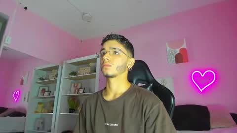 IAN CASTILLO online show from February 2025 11:10:02 AM