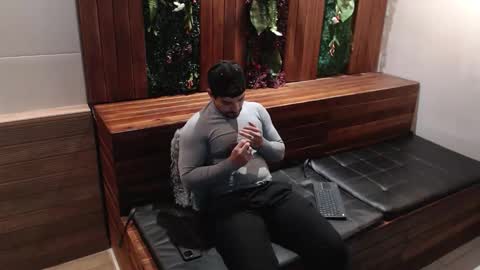 Ian Davis online show from October 2025 11:43:01 AM