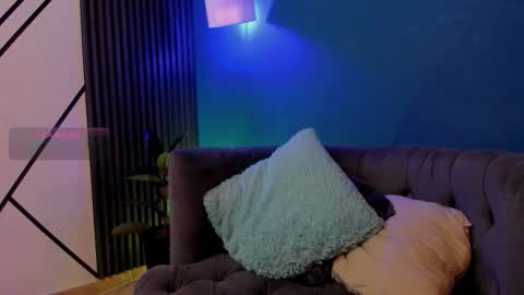 IAN LEIN online show from November 2025 03:17:02 AM