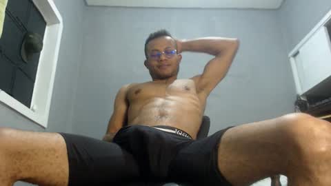 Snapshot of ian_tuner chatting on December 2024 12:19:01 PM ian_tuner online show from December 2024 12:19:01 PM