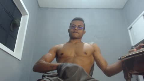 Snapshot of ian_tuner chatting on December 2024 06:12:02 AM ian_tuner online show from December 2024 06:12:02 AM