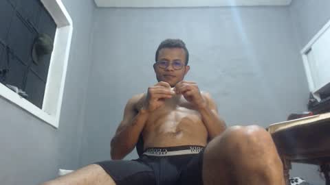 Snapshot of ian_tuner chatting on January 2025 09:07:01 AM ian_tuner online show from January 2025 09:07:01 AM