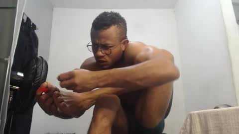 Snapshot of ian_tuner chatting on November 2025 05:06:01 AM ian_tuner online show from November 2025 05:06:01 AM