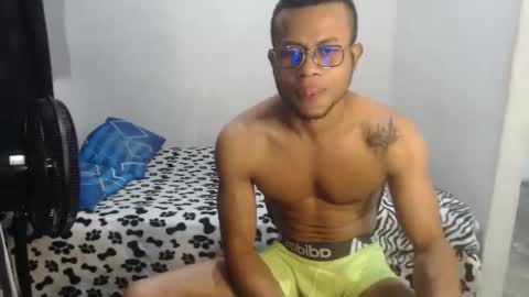 ian_tuner online show from December 2025 02:08:02 AM