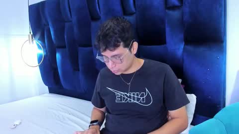 ian_yin online show from March 2026 04:06:01 AM