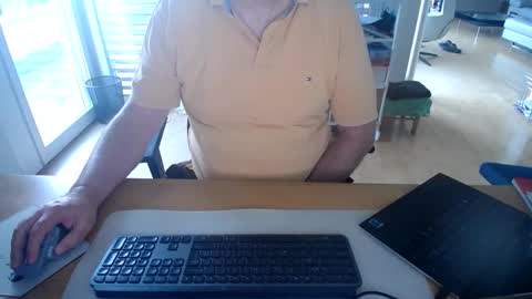 Snapshot of iandy12 chatting on December 2025 07:14:02 AM iandy12 online show from December 2025 07:14:02 AM