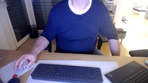 Snapshot of iandy12 chatting on March 2026 11:00:02 PM iandy12 online show from March 2026 11:00:02 PM