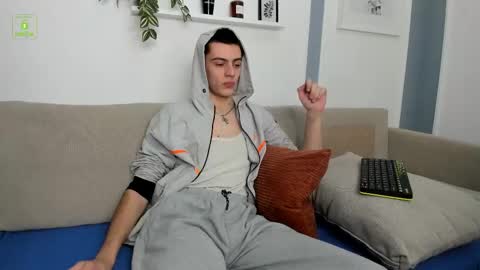 Ian Martinez online show from January 2026 06:19:01 AM