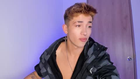 Andrew online show from February 2026 03:45:02 AM