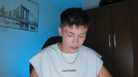 Andrew online show from March 2026 07:40:01 PM