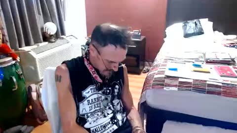 PMS online show from November 2025 02:48:02 AM