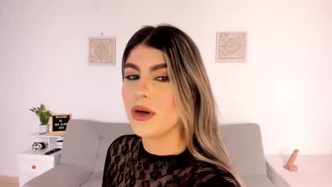 ice_y_abigail online show from January 2026 12:11:01 PM