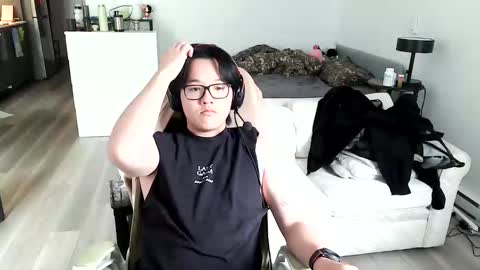 icecreampuff0 online show from May 2026 08:06:01 PM