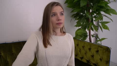 Danielle online show from January 2025 07:42:01 PM