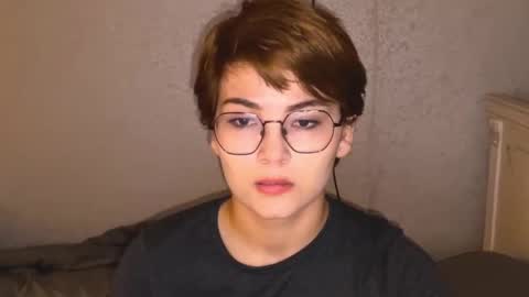 Ksenia online show from September 2025 07:37:02 PM