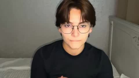 Ksenia online show from October 2025 05:57:01 PM