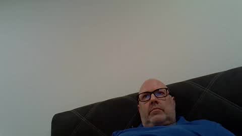 iceoli123 online show from March 2026 06:24:02 PM