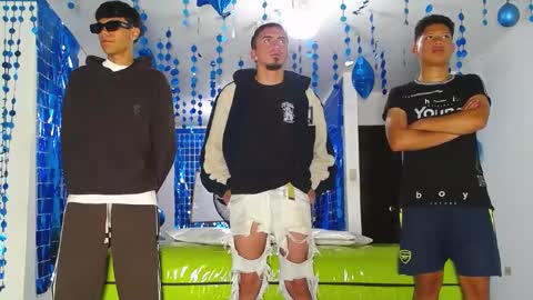 THOMAS AND DAMIAND online show from February 2025 06:08:02 PM