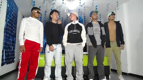 THOMAS AND DAMIAND online show from February 2025 12:54:01 PM