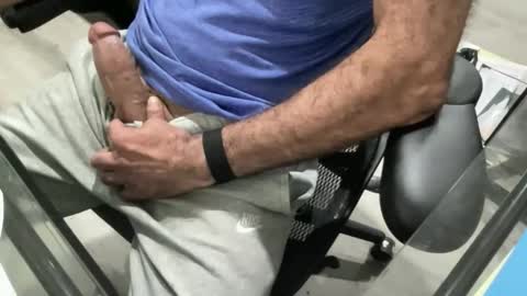 icewoodg online show from October 2025 09:02:02 PM