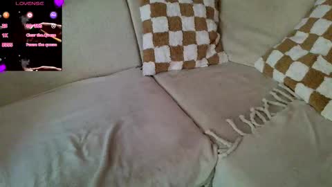 SnowTiger online show from October 2025 01:34:01 PM